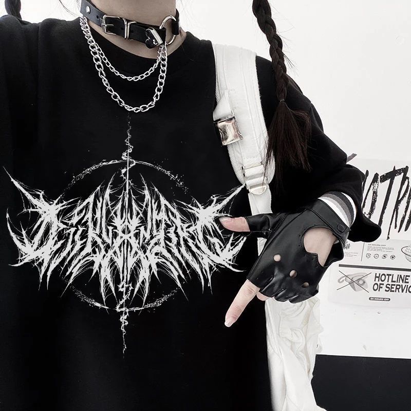 Black Gothic Wings T-Shirt - Men/Unisex