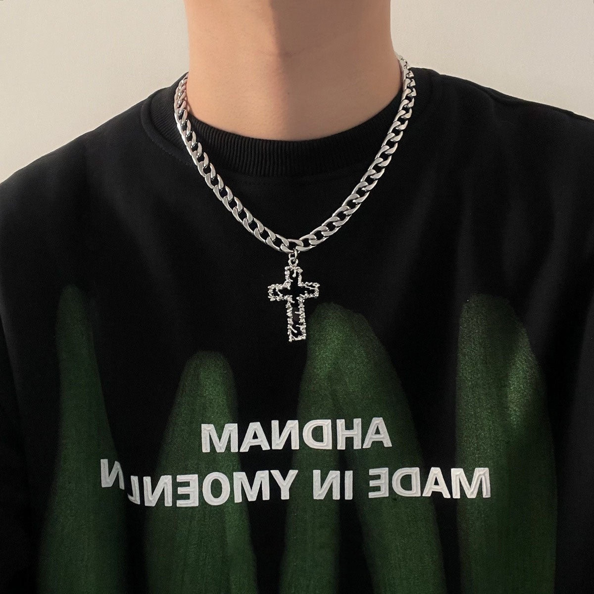 Cross Chain Necklace Alt