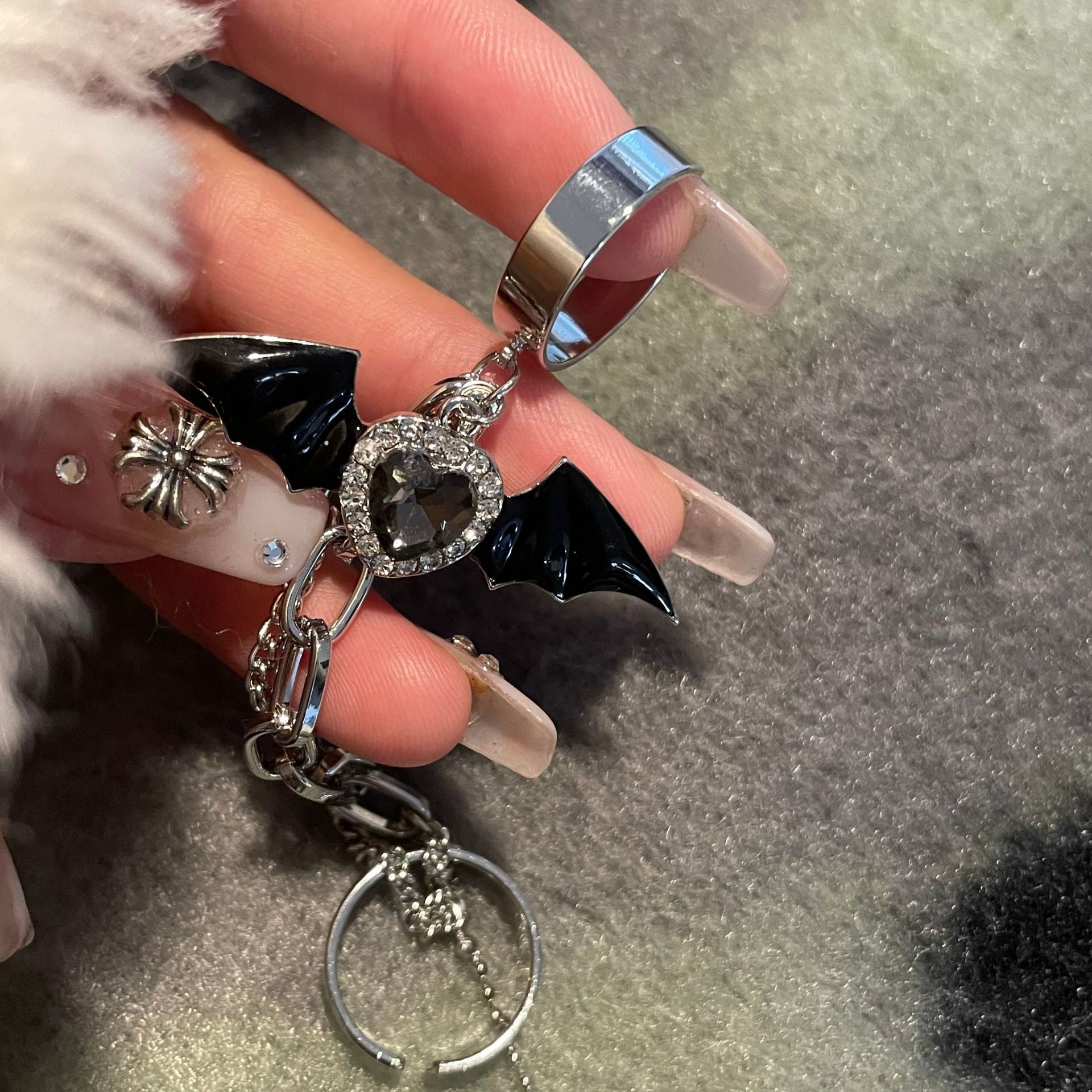 Gothic Hand Jewelry Rings Chain Set Heart Bat