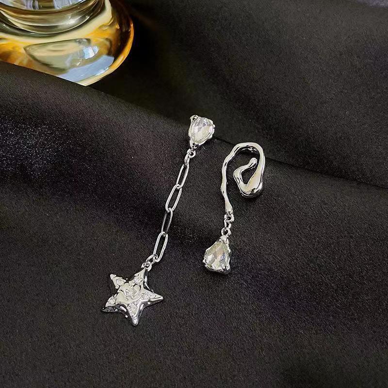 Goth Purple Heart Earrings Women