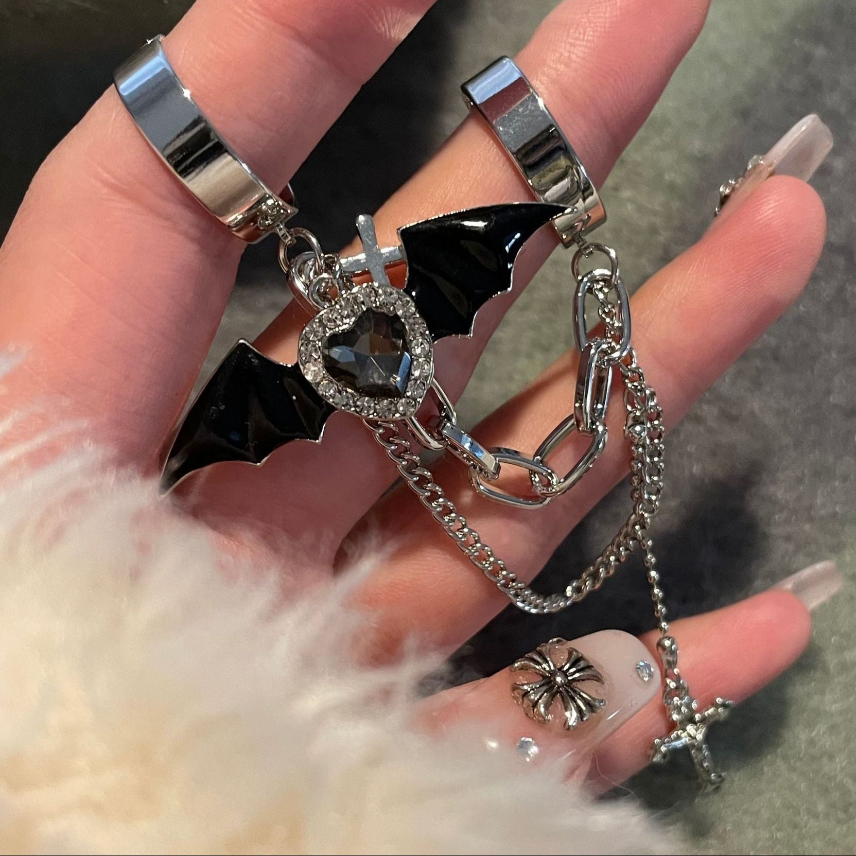 Gothic Hand Jewelry Rings Chain Set Heart Bat