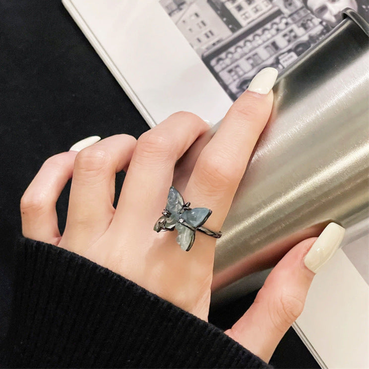 Gothic Red Star Ring Women