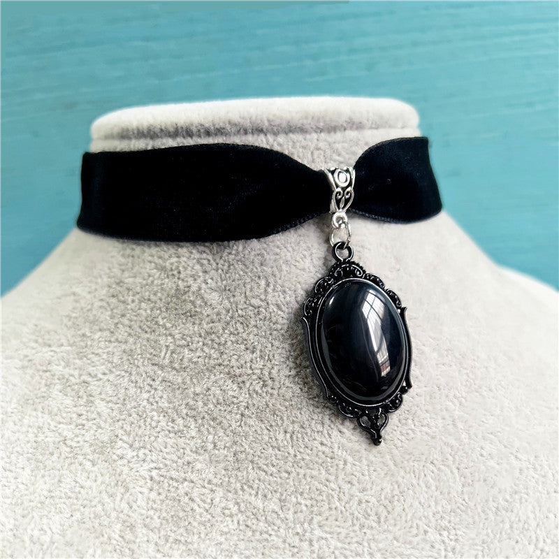 Gothic Victorian Pendant Velvet Choker Necklace