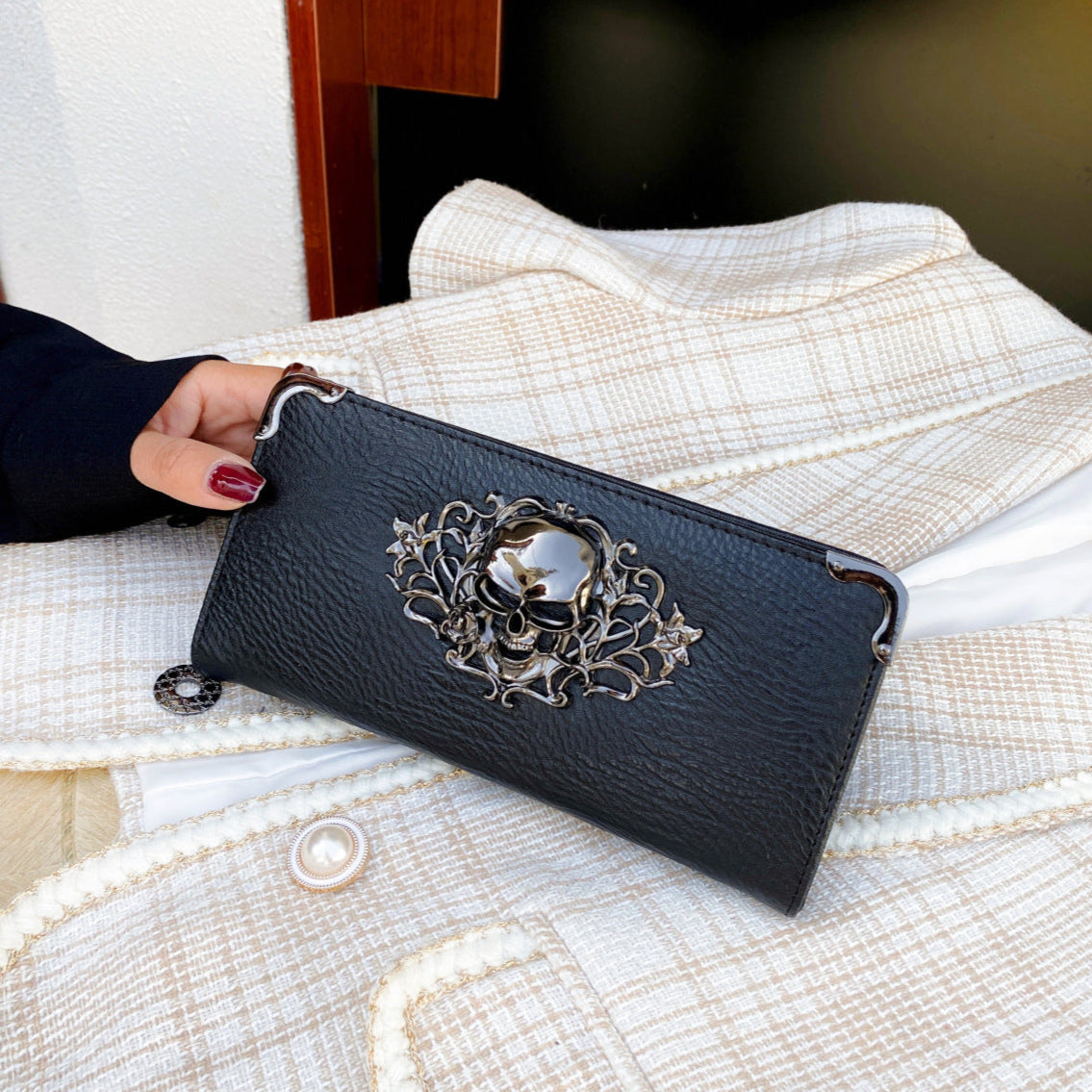 Goth Large Skull Wallet with Multiple Card Slots