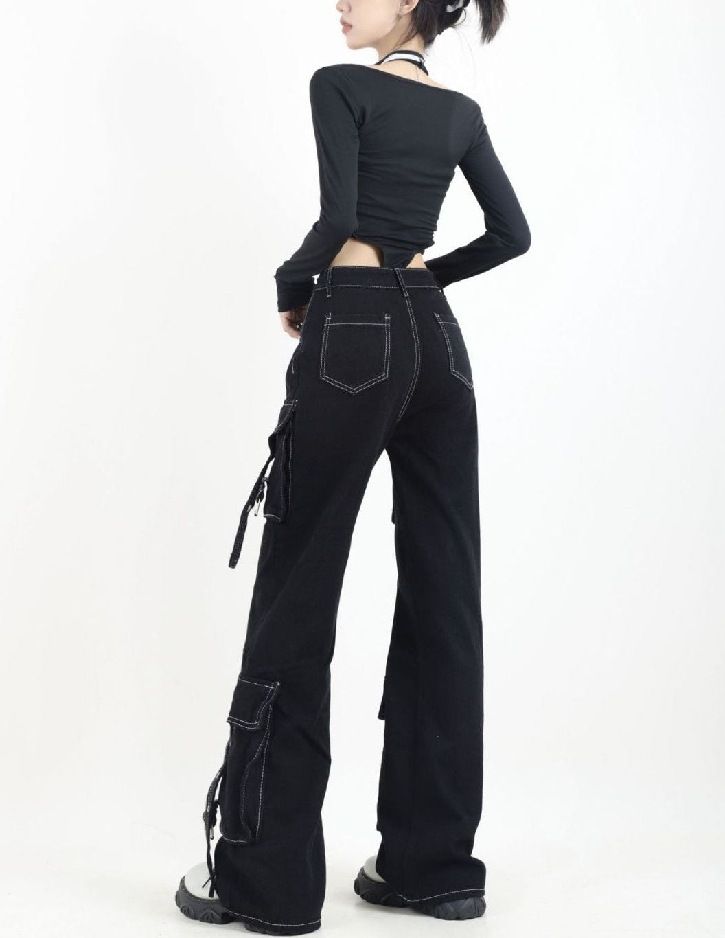 Multi-Pocket Oversized Jeans for Women