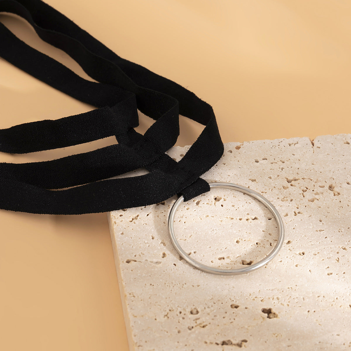 O-Ring Gothic Choker Necklace for Women