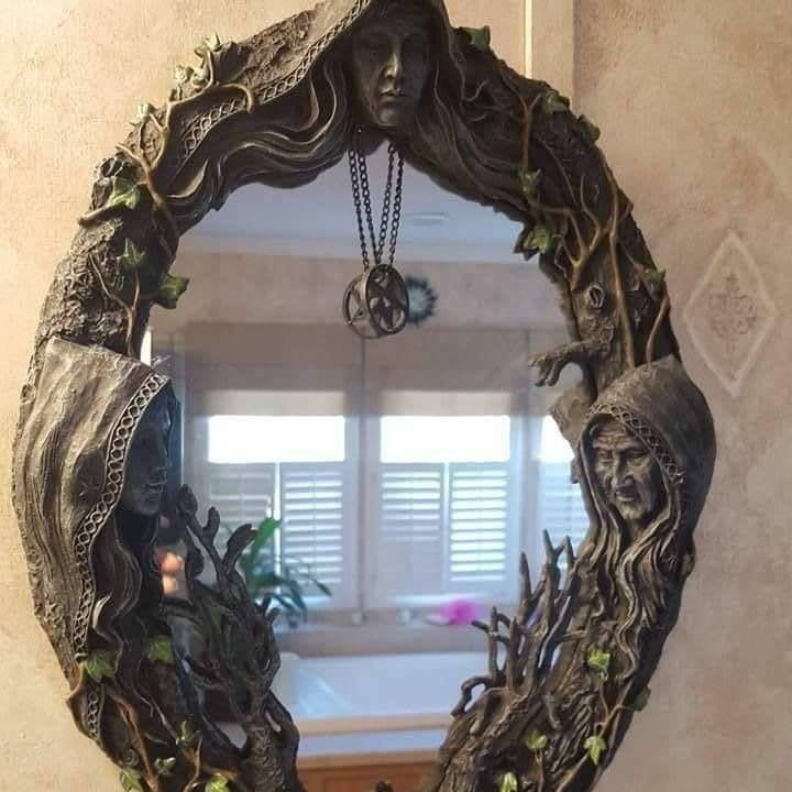 Occult Magic Pentagram Witches Mirror