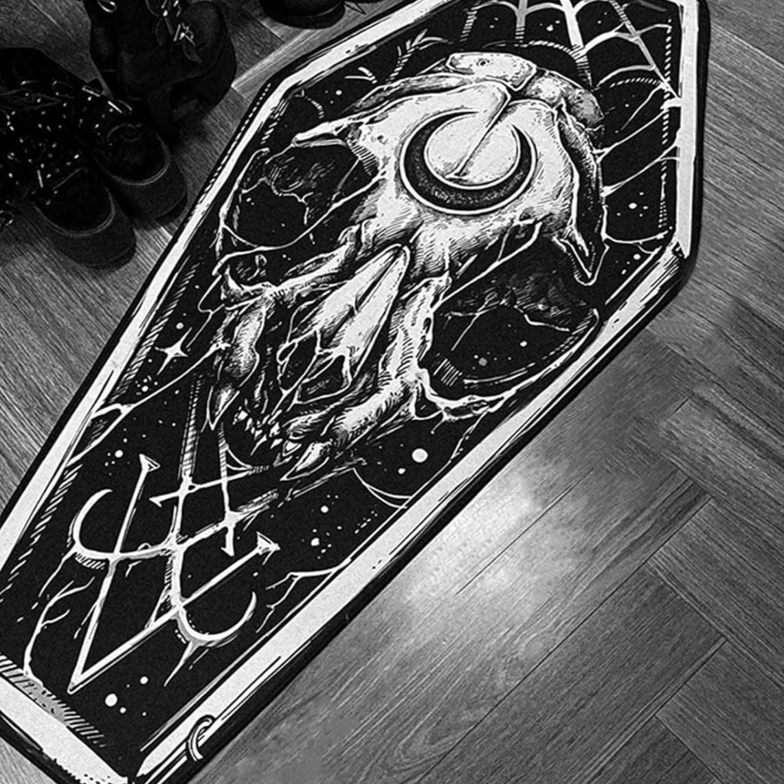 Occult Rug with Skull