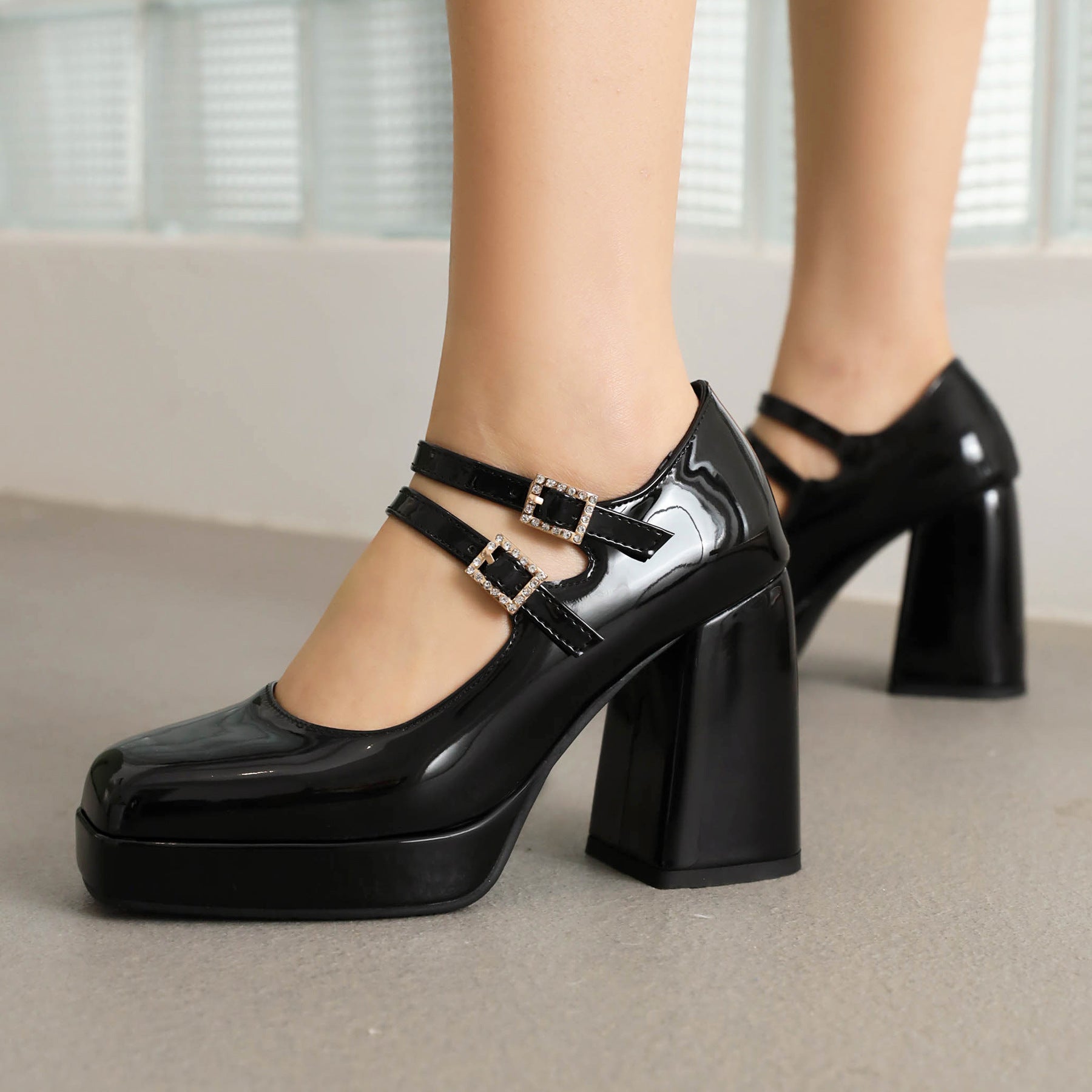 Office Chic Goth Heels black