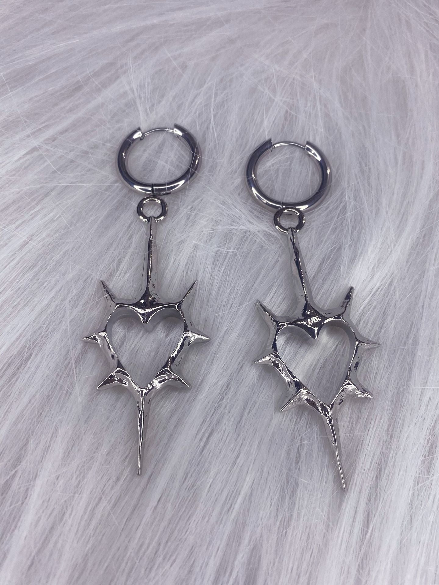 Thorn Heart Earrings Gothic