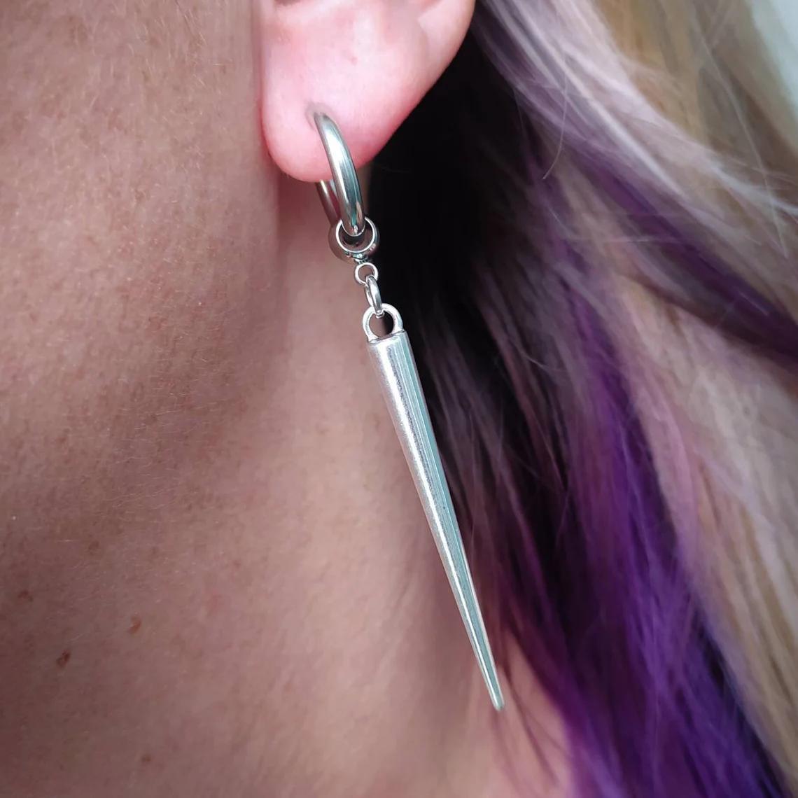 goth oasis Long Spike Earrings Silver Metal