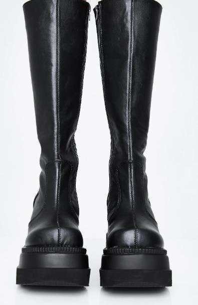 Black Tight Fitting Knee Platform Boots Goth