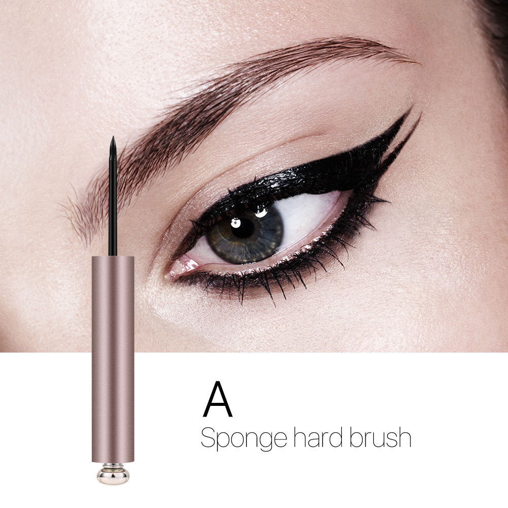 Gothic Black Eyeliner alt
