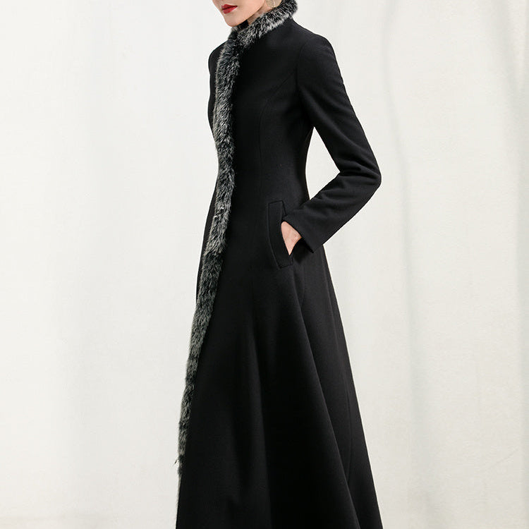 Long Black Gothic Coat for Women with Fur