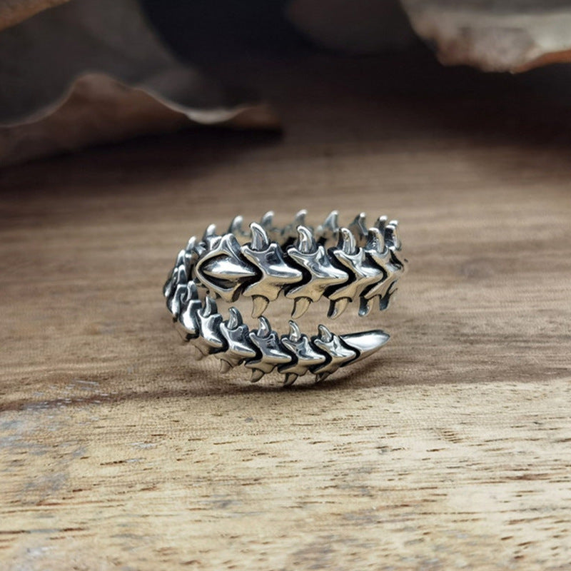 tail Steel Spine Ring Gothic